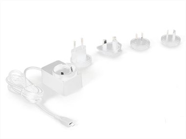 UNIVERSELE LADER MET MICRO-USB-AANSLUITING - 5 VDC - 2.5 A - met 4 reisstekkers (PSS6EUSB38WT)