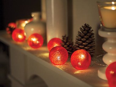 Partylight LED - 10 m - 20 red balls - warm white lamps - transparent wire - 24 V (5420046520952)